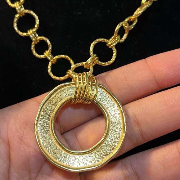 Vintage Bronze Milor Italy GF Hammered Gold Toned ‘O’ Statement Necklace - Picture 2 of 5